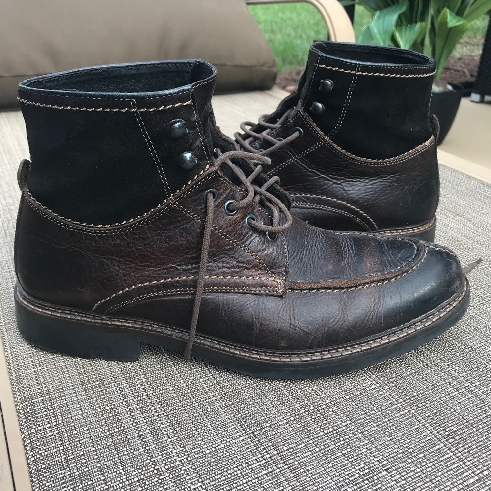 JOHNSTON & MURPHY MEN'S BOOTS SIZE 10
